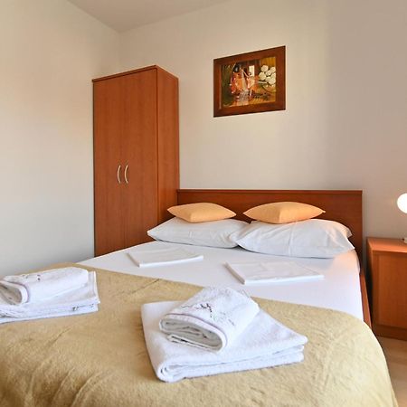 Rooms & Apartments Jadranka Baška Zewnętrze zdjęcie