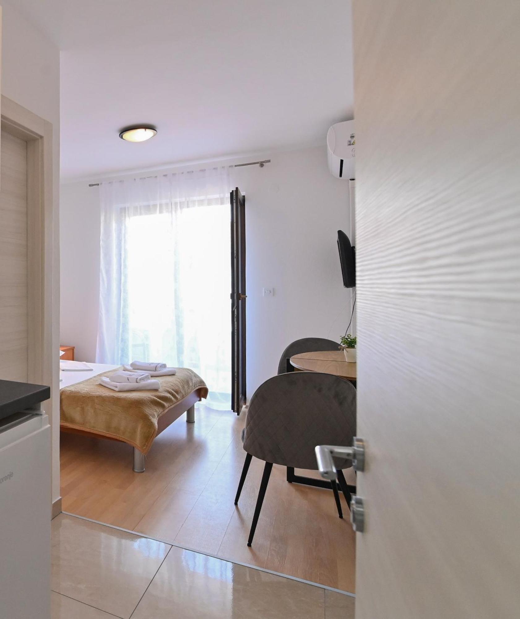 Rooms & Apartments Jadranka Baška Zewnętrze zdjęcie